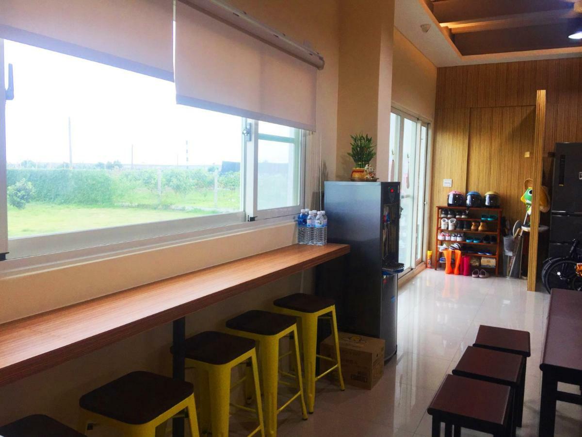 Mr. Sloth & Mrs. Cat B&B Taitung Екстериор снимка